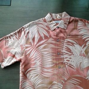 Tommy Bahaha men's shirt medium